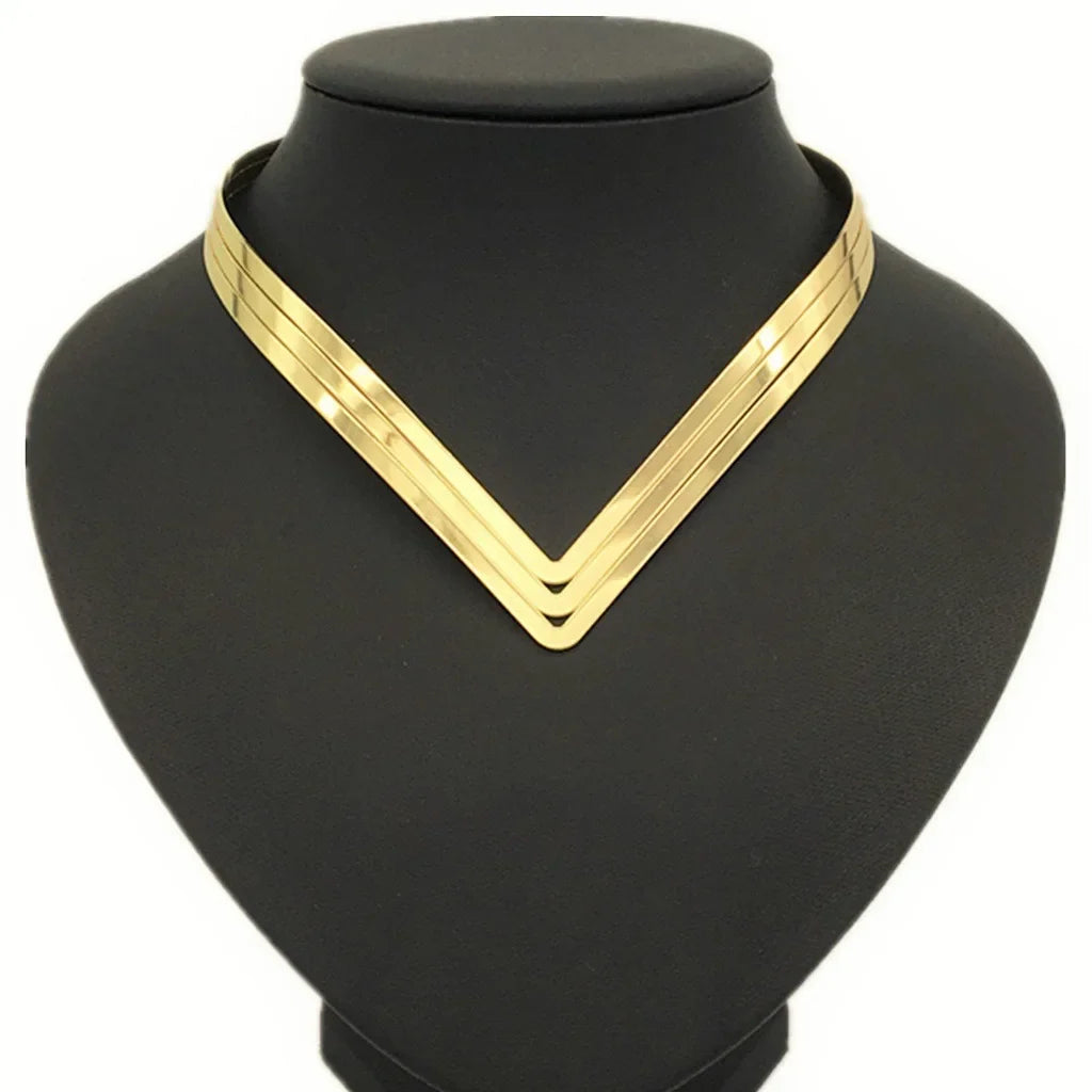 Textured Metal Collar Necklace