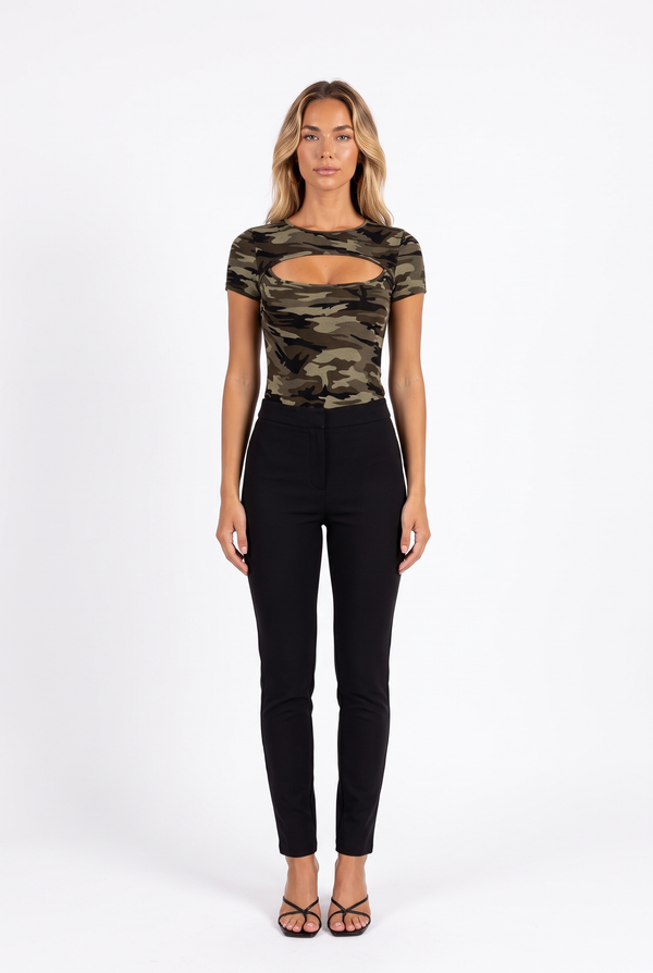 Cut-Out Slim Camo Print Tee